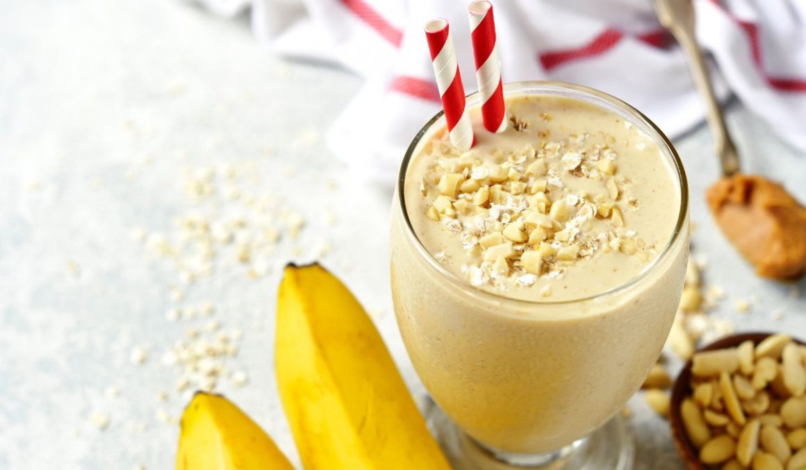 Smoothie-with-Peanut-Butter-and-Banana