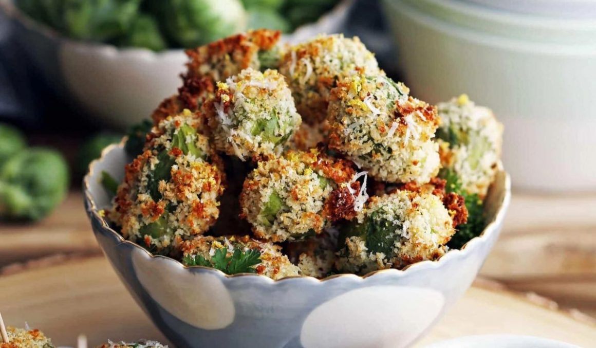 Parmesan-Crusted-Brussels-Sprout-Christmas-Party-Food-Ideas-Buffet
