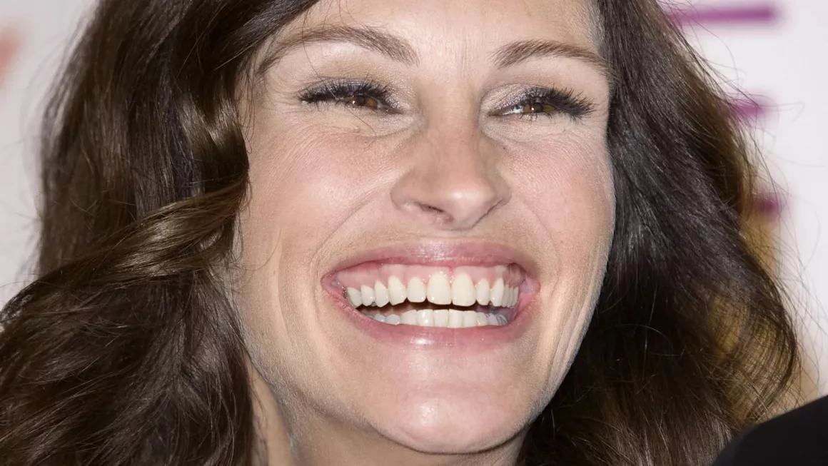 Julia Roberts Gummy Smile